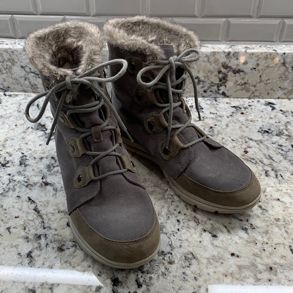 EUC Sorel Joan Explorer boots!